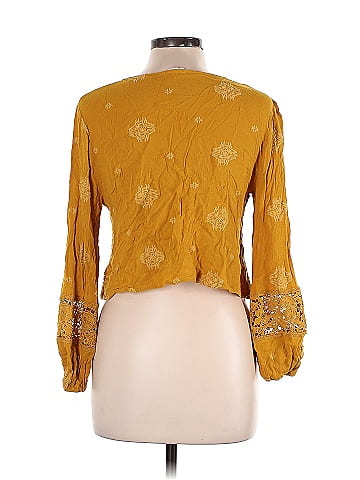 En Creme 3/4 Sleeve Blouse (view 2)