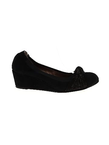 Anyi Lu Wedges (view 1)