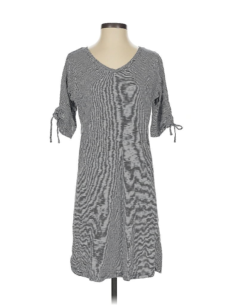 Click to view more detailed imagery on our partner's website Pre-owned Talbots Casual Dress
