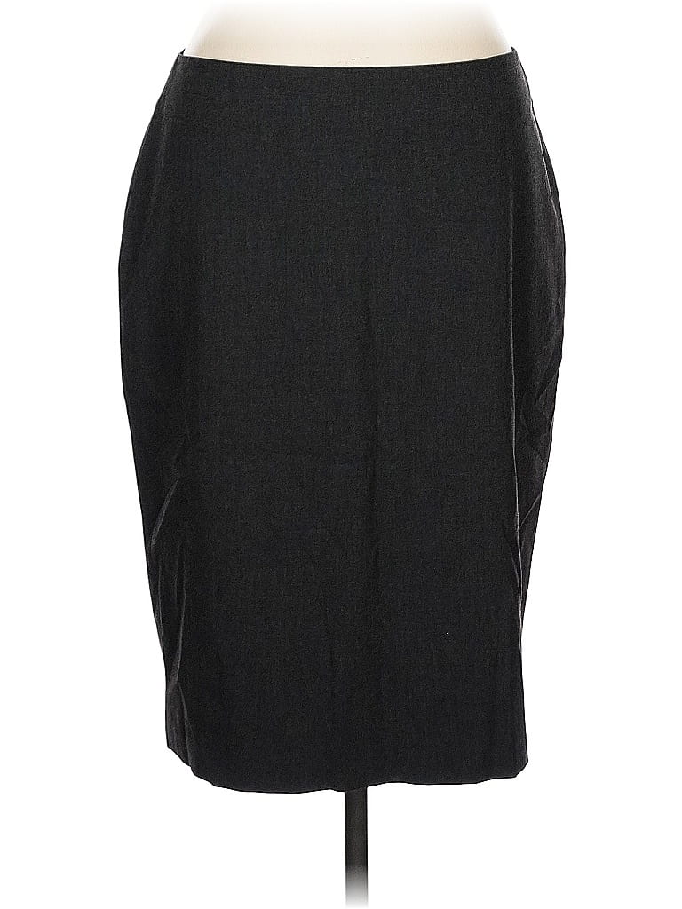 Click to view more detailed imagery on our partner's website Pre-owned Ann Taylor Formal Skirt