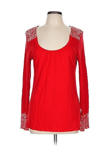 Lucy & Laurel Long Sleeve T-Shirt (view 1)