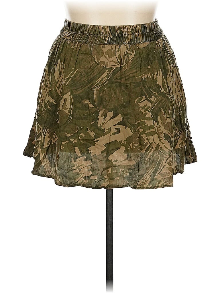 Click to view more detailed imagery on our partner's website Pre-owned H&m L.o.g.g. Casual Skirt In Green