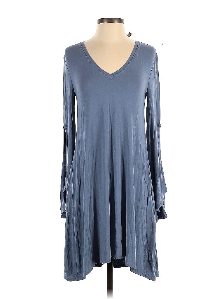 Pre-owned Bcbgmaxazria Casual Dress In Blue