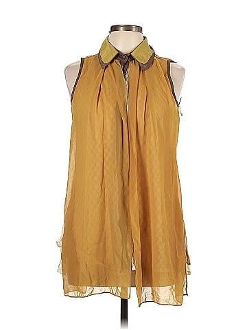 Ryu Sleeveless Blouse (view 1)