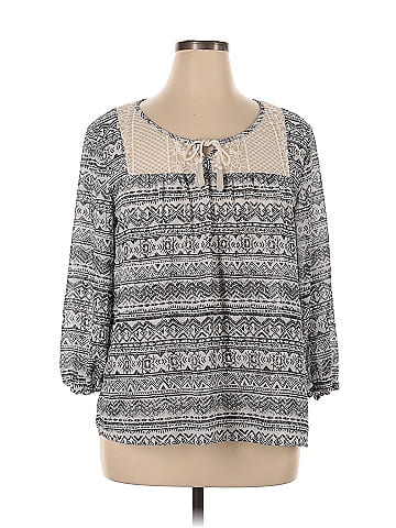 Maurices 3/4 Sleeve Blouse (view 1)