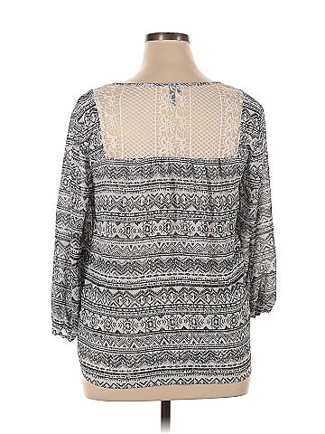 Maurices 3/4 Sleeve Blouse (view 2)