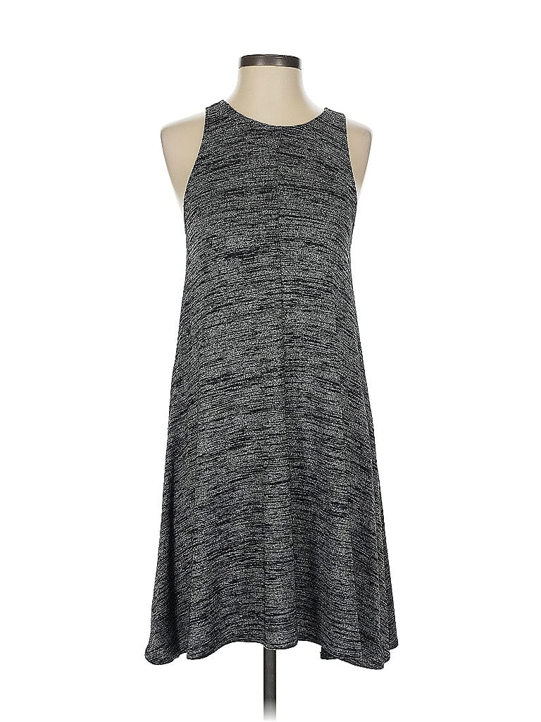 Click to view more detailed imagery on our partner's website Pre-owned Wilfred Free Casual Dress