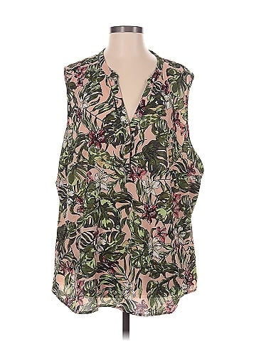 JunaRose Sleeveless Blouse (view 1)