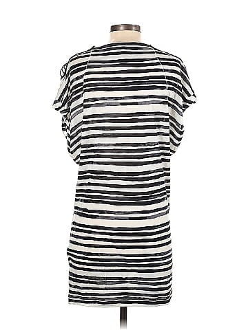 Hanii Y Casual Dress (view 2)