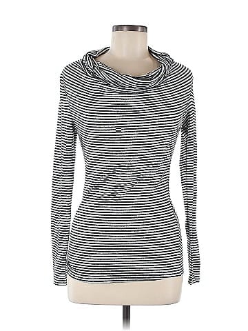 Hidden Lotus Long Sleeve Top (view 1)