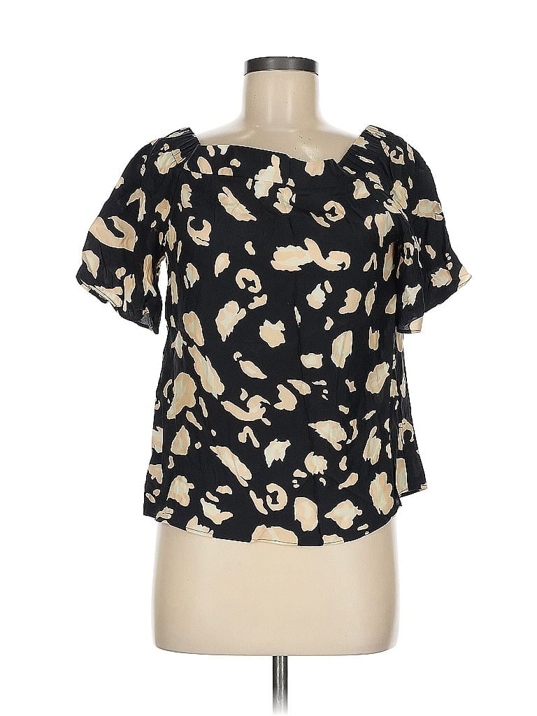 Click to view more detailed imagery on our partner's website Pre-owned La Roque Short Sleeve Blouse