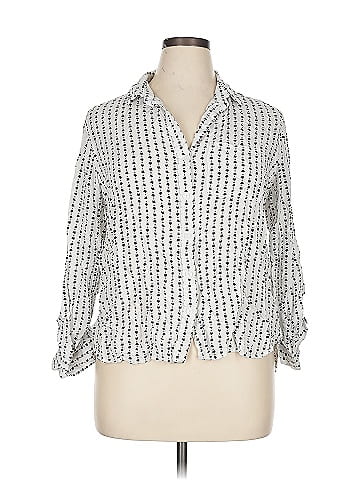 Velvet Heart 3/4 Sleeve Button-Down Shirt (view 1)