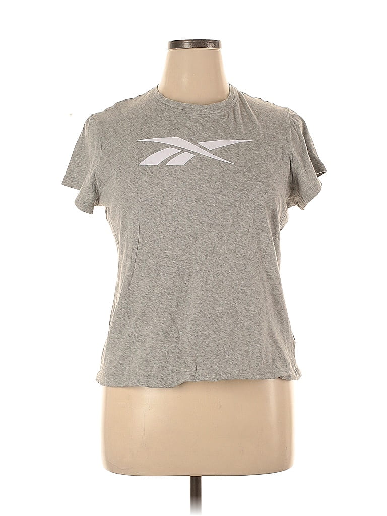 Click to view more detailed imagery on our partner's website Pre-owned Reebok Active T-shirt