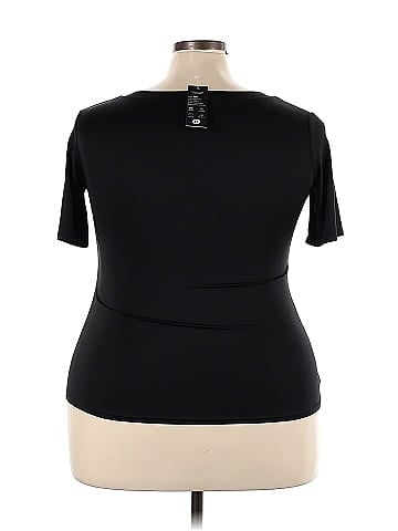 Uget Short Sleeve Top (view 2)