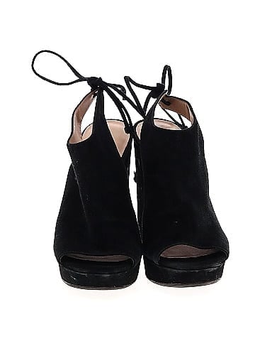 Pour La Victoire Heels (view 2)