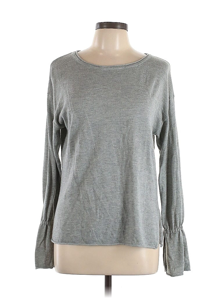 Click to view more detailed imagery on our partner's website Pre-owned 14th & Union Long Sleeve Top Gray Crew Neck Tops