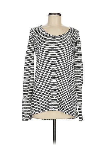 Lucy & Laurel Long Sleeve T-Shirt (view 1)