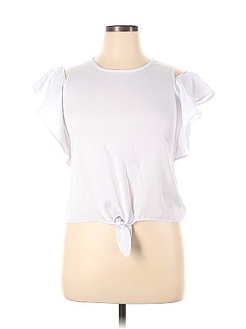 Amy Byer Short Sleeve Top (view 1)