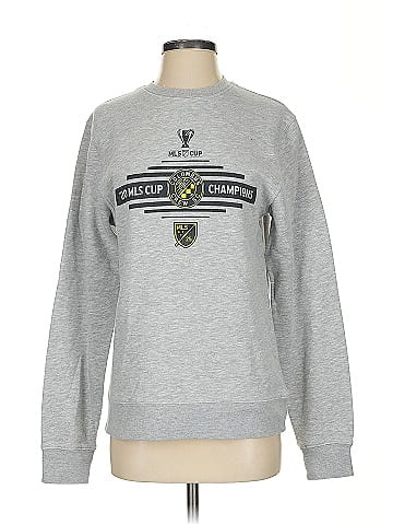 Fanatics Sweatshirt (view 1)