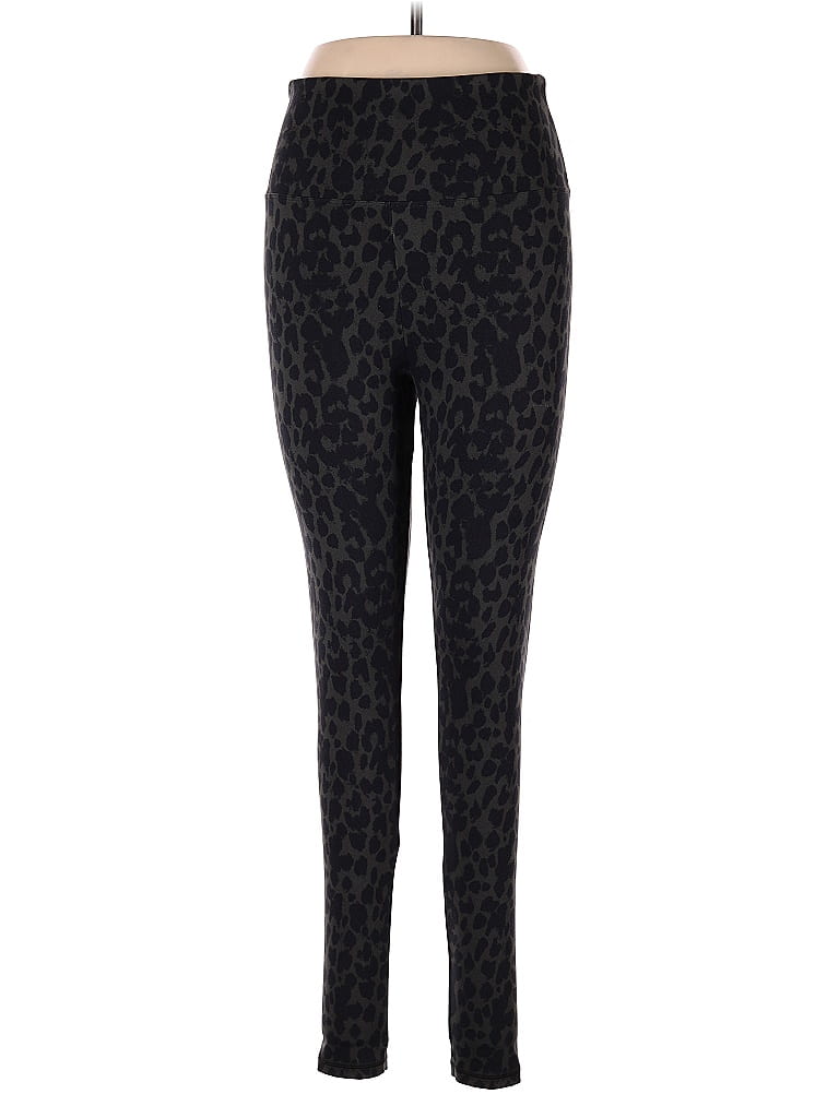 Click to view more detailed imagery on our partner's website Pre-owned Victoria's Secret Leggings