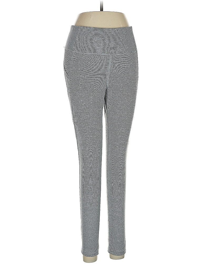 Click to view more detailed imagery on our partner's website Pre-owned Danskin Active Pants In Gray