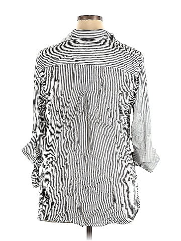 Velvet Heart 3/4 Sleeve Button-Down Shirt (view 2)