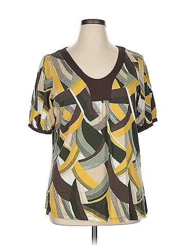 a.n.a. A New Approach Short Sleeve Blouse (view 1)
