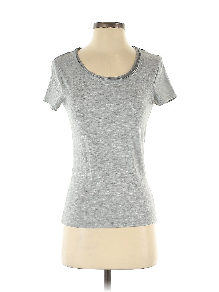 Pre-owned Banana Republic Active T-shirt In Gray
