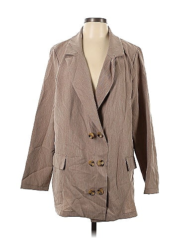 PrettyLittleThing Blazer (view 1)
