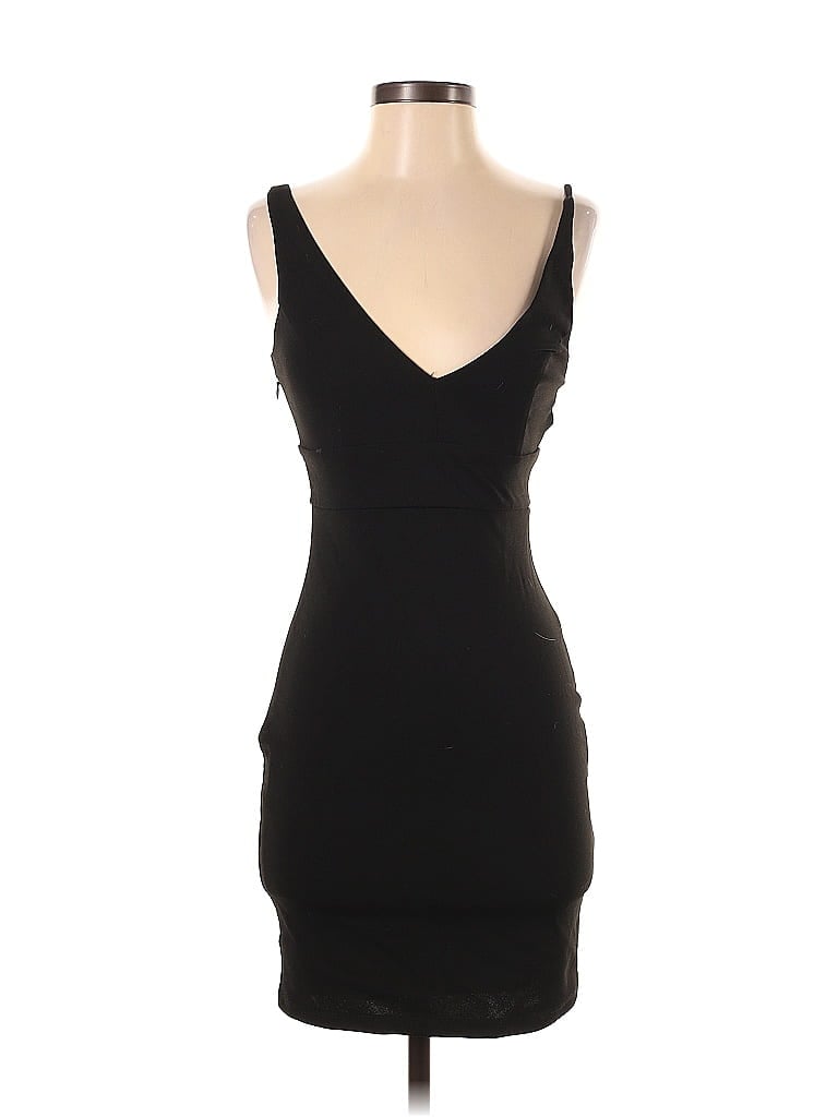 Click to view more detailed imagery on our partner's website Pre-owned Lulus Cocktail Dress In Black