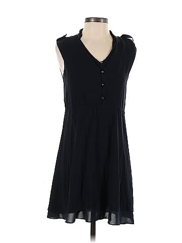 Alice + Olivia Casual Dress (view 1)