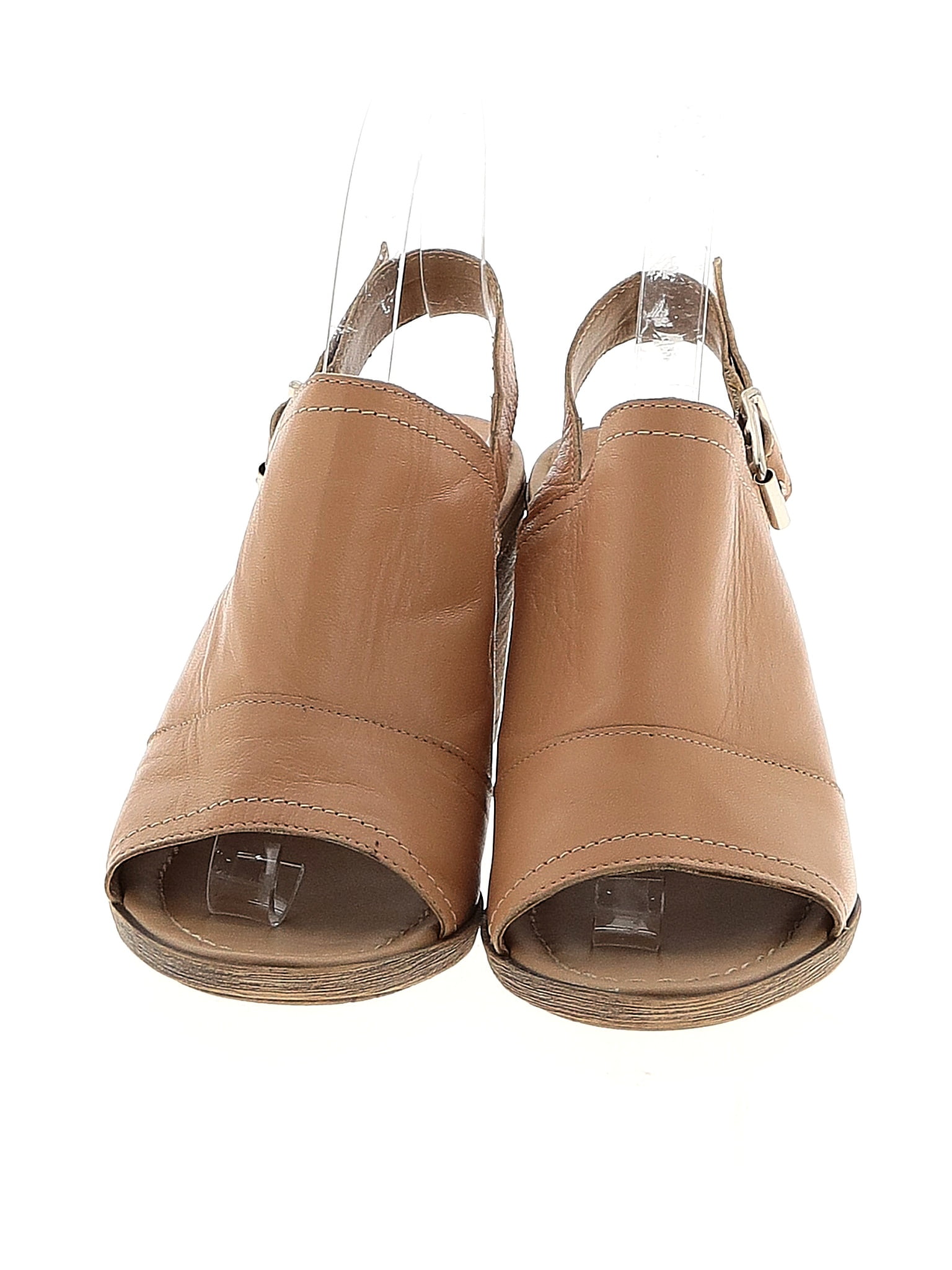 Sophia milano leather sandals deals