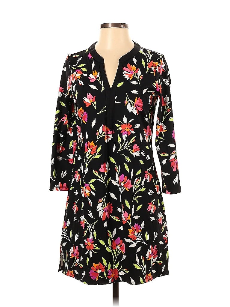 Click to view more detailed imagery on our partner's website Pre-owned Lands' End Casual Dress In Black