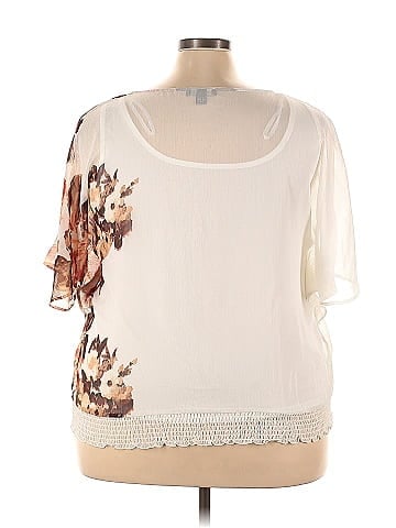 I.N. Studio Short Sleeve Top (view 2)