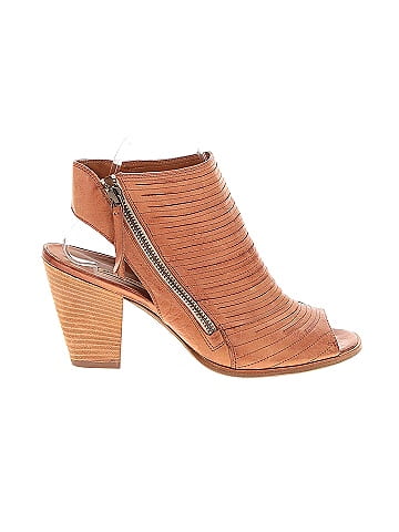 Paul Green Heels (view 1)