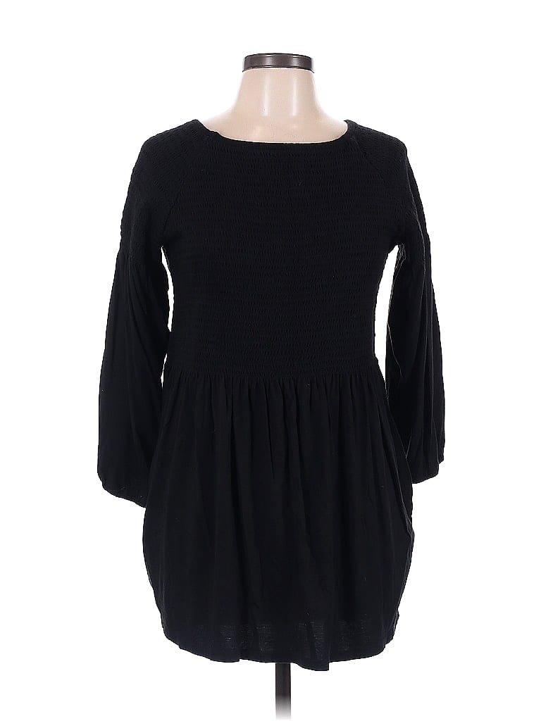 Click to view more detailed imagery on our partner's website Pre-owned Jjill 3/4 Sleeve Top Black Boatneck Tops