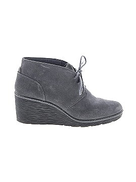 Clarks Women s Boots On Sale Up To 90 Off Retail ThredUp