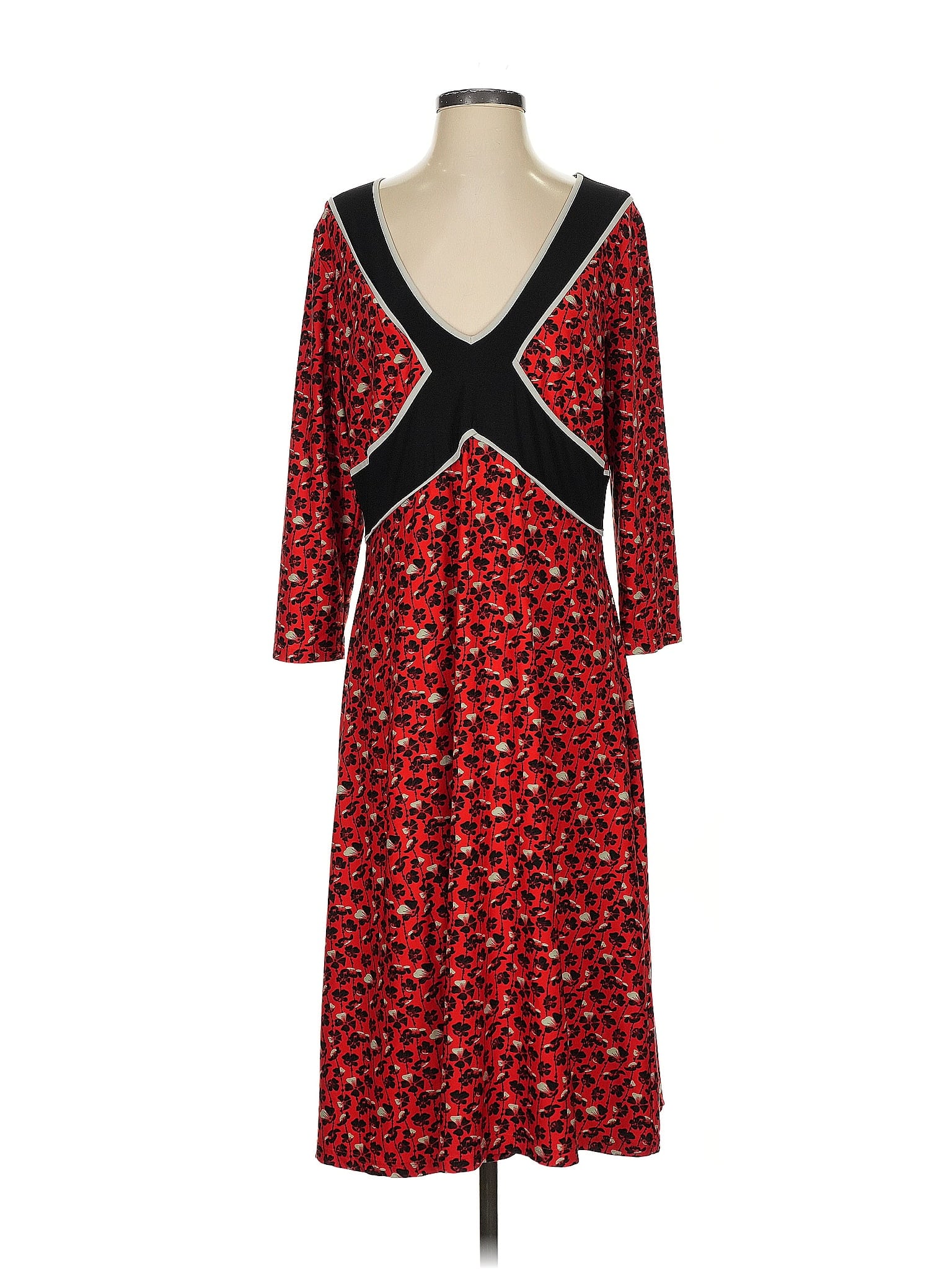 LEONA Women's Clothing On Sale Up To 90% Off Retail | ThredUp
