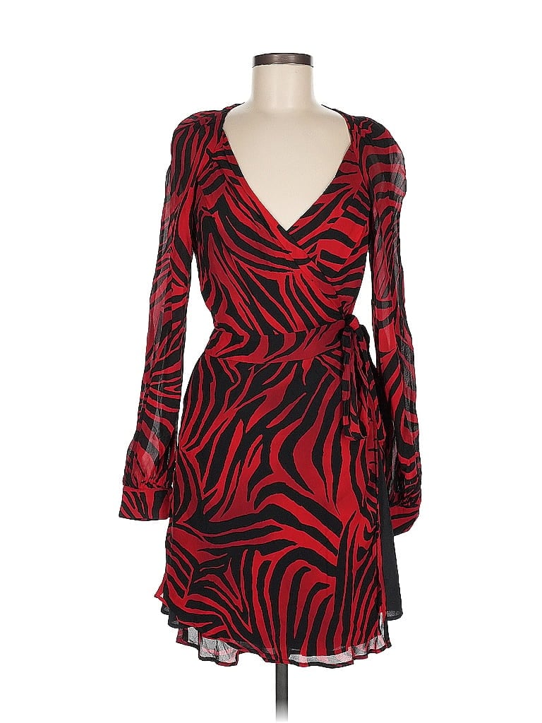 Click to view more detailed imagery on our partner's website Pre-owned Pinko Cocktail Dress In Red