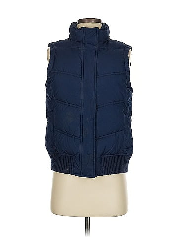 Gap Outlet Vest (view 1)