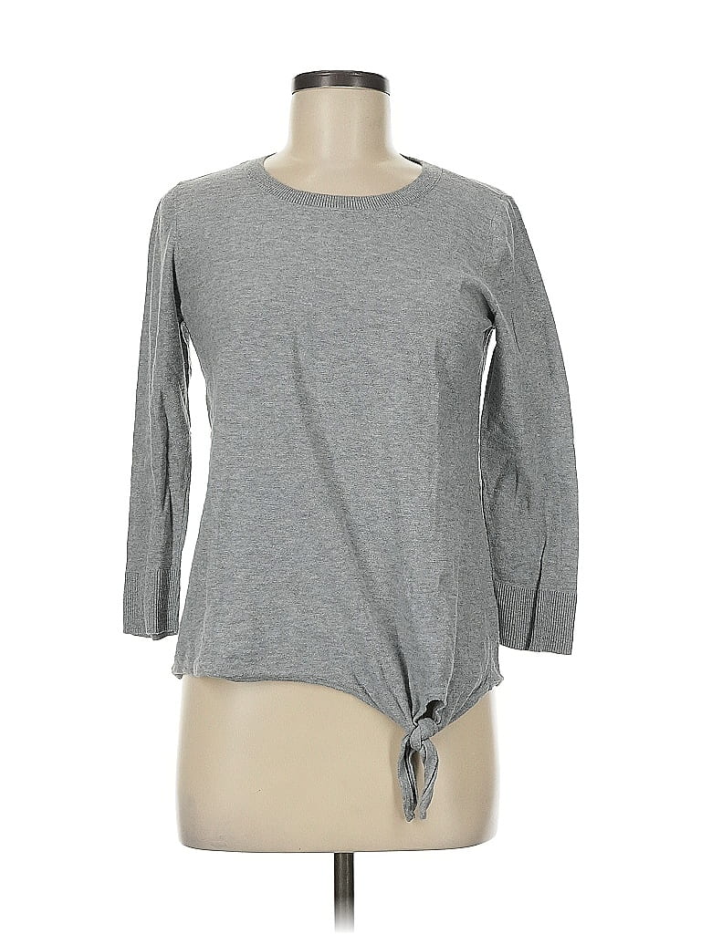Click to view more detailed imagery on our partner's website Pre-owned Ann Taylor Loft 3/4 Sleeve Top Gray Crew Neck Tops