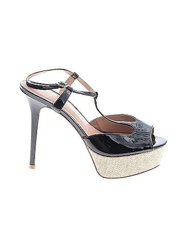 Pour La Victoire Heels (view 1)