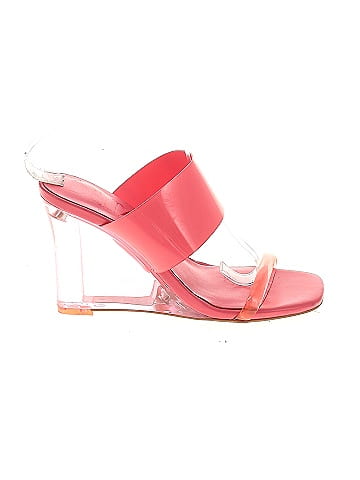 Deltan Wedges (view 1)