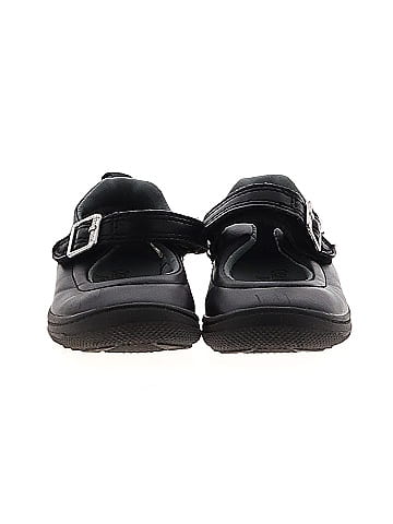 OshKosh B'gosh Flats (view 2)