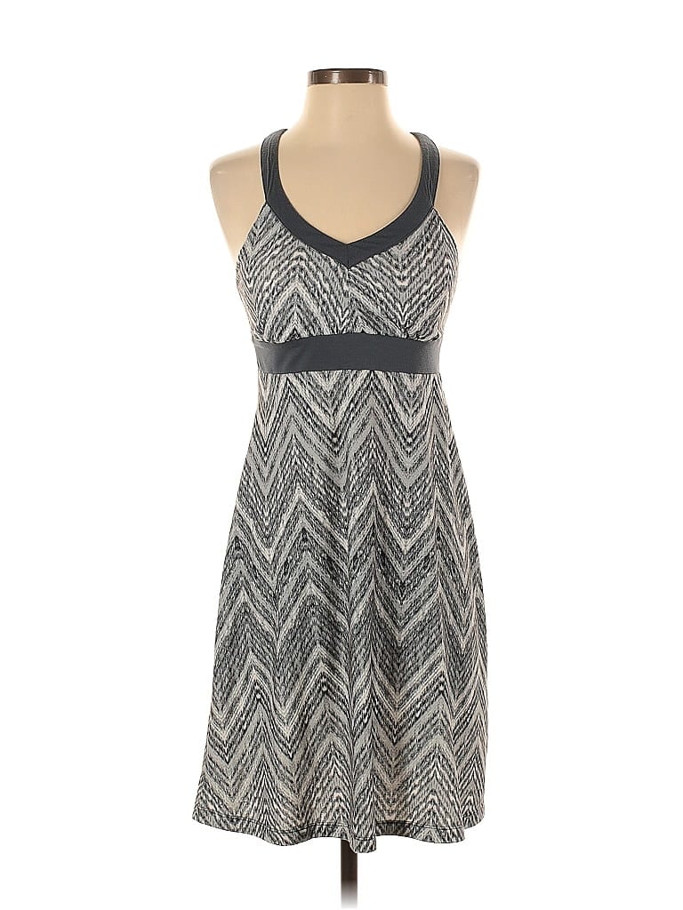 Click to view more detailed imagery on our partner's website Pre-owned Zeroxposur Casual Dress In Gray
