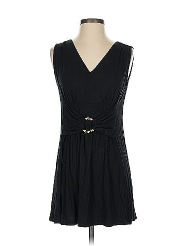Liz Lange Casual Dress (view 1)