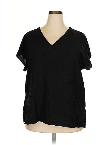 Andree by UNIT Short Sleeve T-Shirt (view 1)