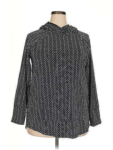 Lularoe Poncho (view 1)