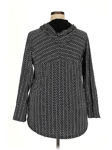 Lularoe Poncho (view 2)