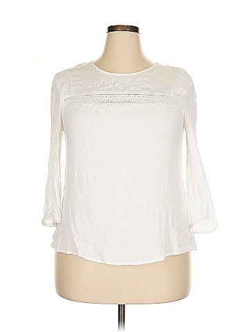 Torrid 3/4 Sleeve Blouse (view 1)